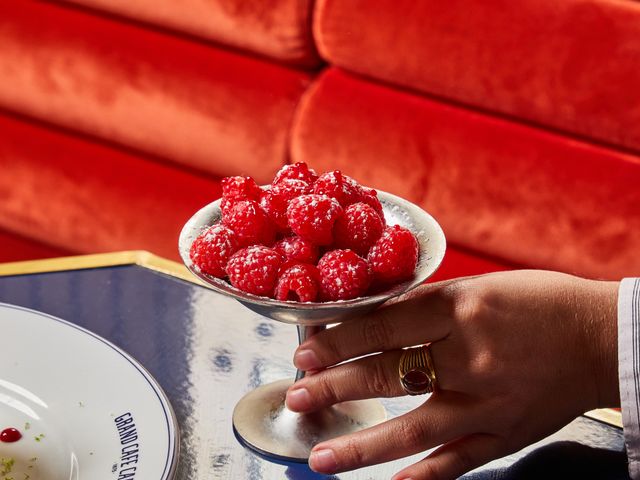 Le Grand Café Capucines Coupe framboises