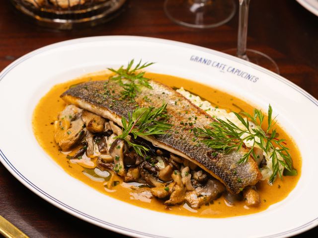 Le Grand Café Capucines FILET DE BAR